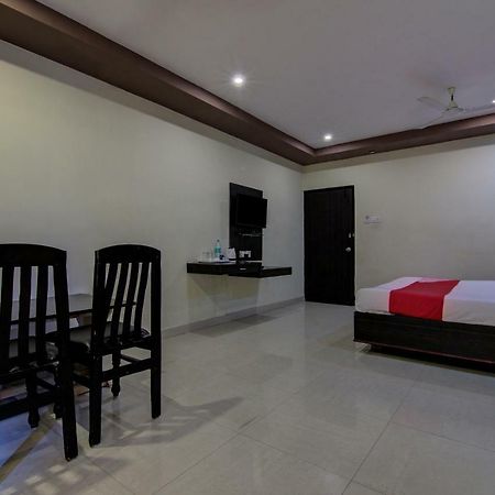 Oyo 16961 Sea Rock Hotel Visákhapatnam Kültér fotó