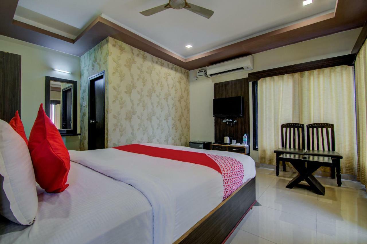 Oyo 16961 Sea Rock Hotel Visákhapatnam Kültér fotó